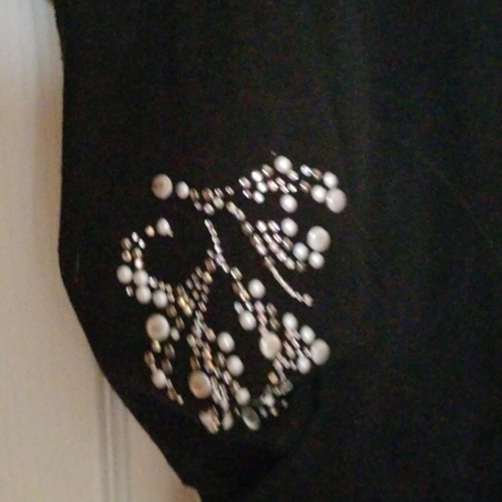 Black Shirt and Pant Set - Picture 3 of 7